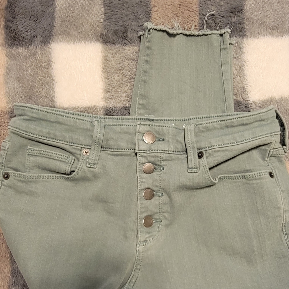 Jeans - Picture 4 of 4